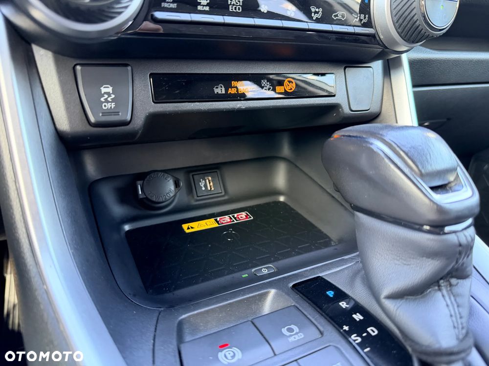 Toyota RAV4 2.5 Hybrid Comfort 4x2 - 32