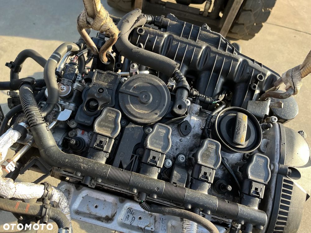 Audi A4 B8 1.8  TFSI Silnik  CAB 2008r SEDAN MANUAL  276KM - 8