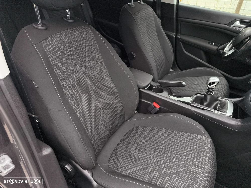 Peugeot 308 SW 1.6 BlueHDi Active J17 - 17