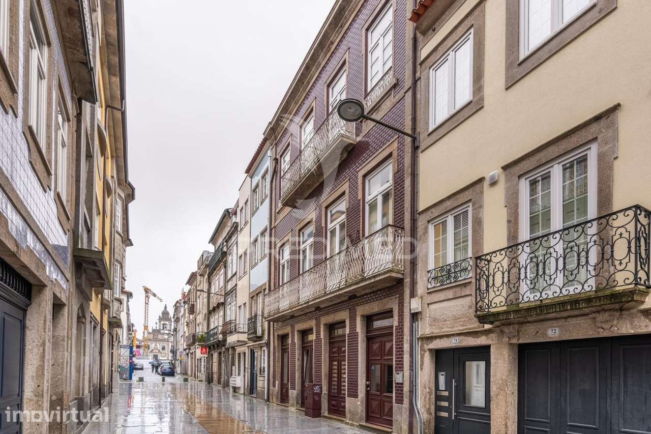 Apartamento T1 Semi-Novo no Coração de Braga – Pronto a Habitar - Grande imagem: 2/19