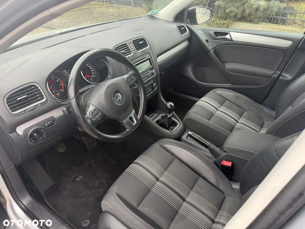 Volkswagen Golf 1.2 TSI MATCH - 9