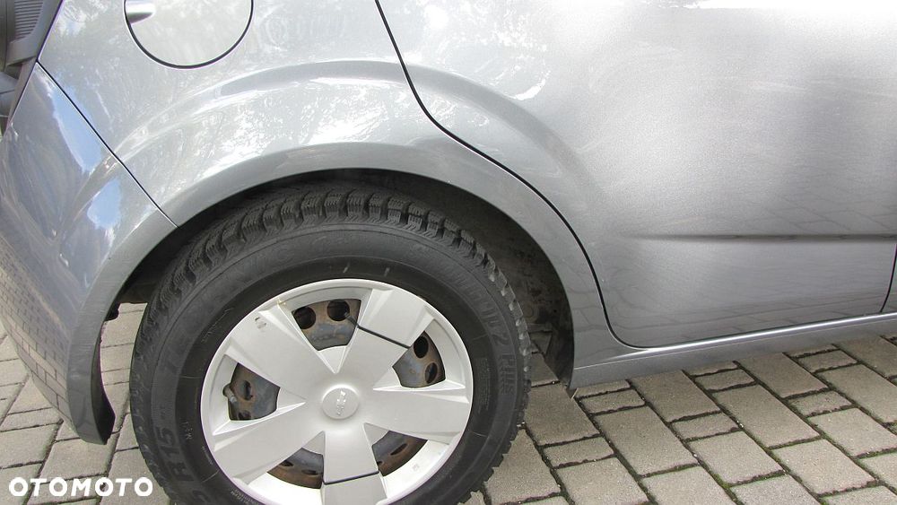 Chevrolet Aveo - 18