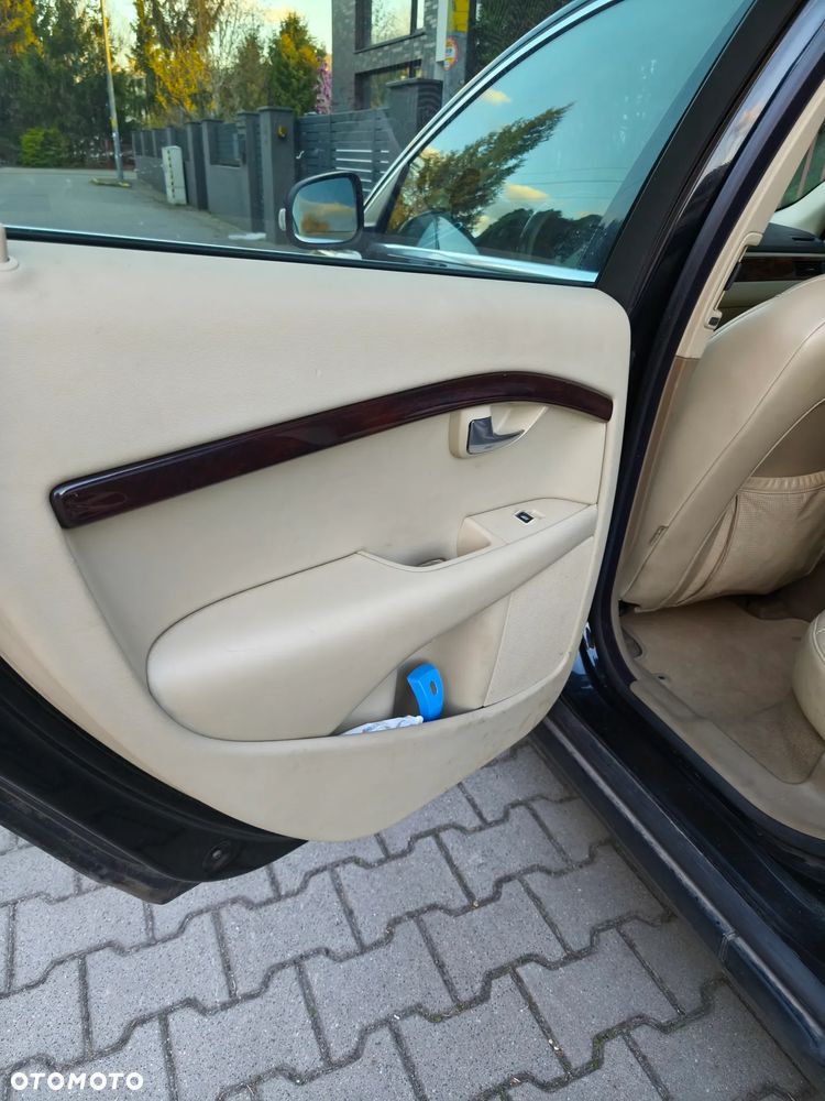 Volvo V70 3.2 Summum - 34