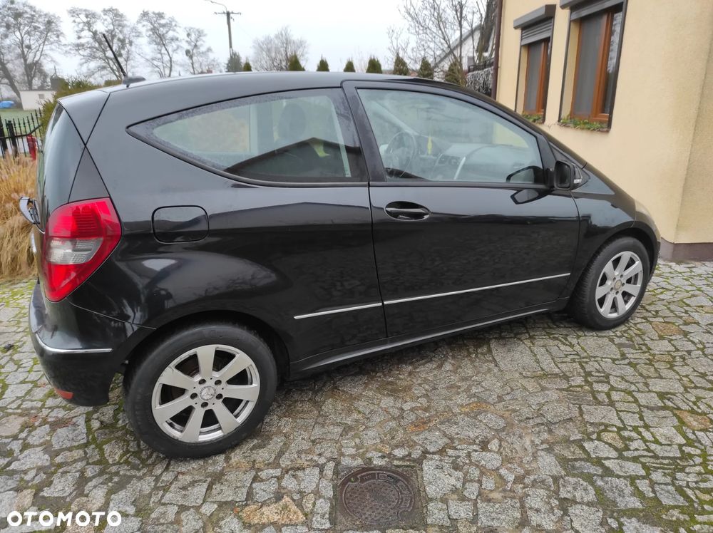 Mercedes-Benz Klasa A 180 BlueEFFICIENCY SPORT EDITION - 17