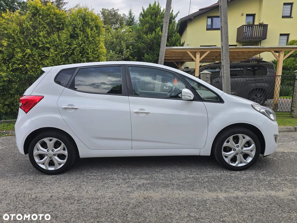 Hyundai ix20 1.4 blue Comfort - 14