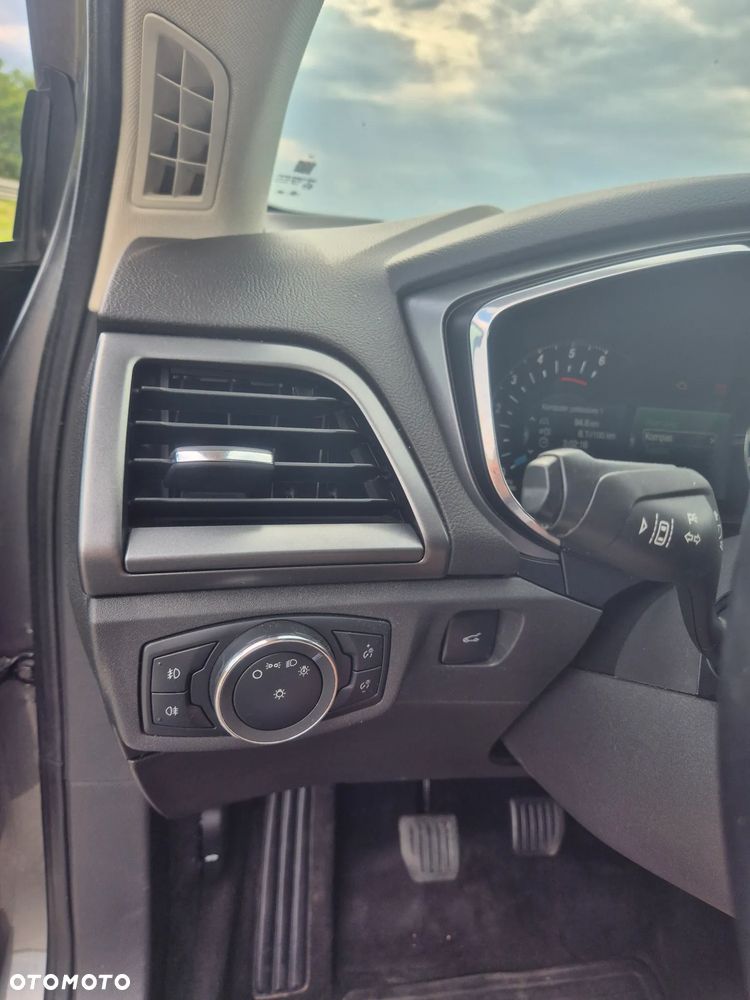 Ford Mondeo 2.0 TDCi Titanium - 31