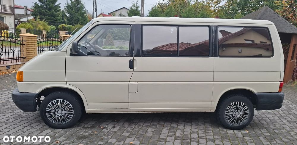 Volkswagen Transporter 1992 photo 2