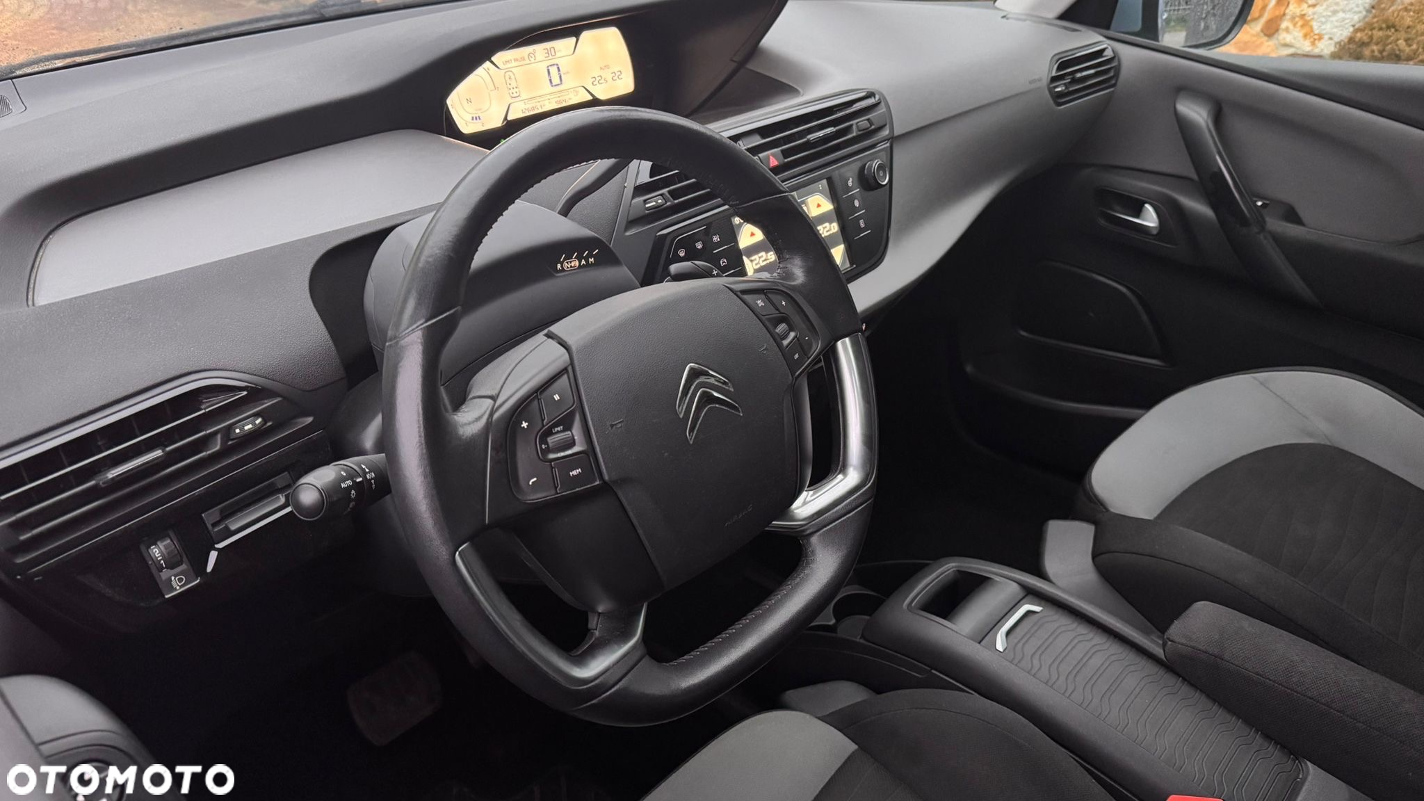 Citroën C4 Grand Picasso - 9