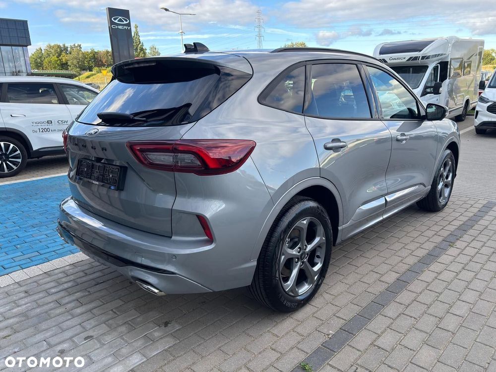 Ford Kuga - 8