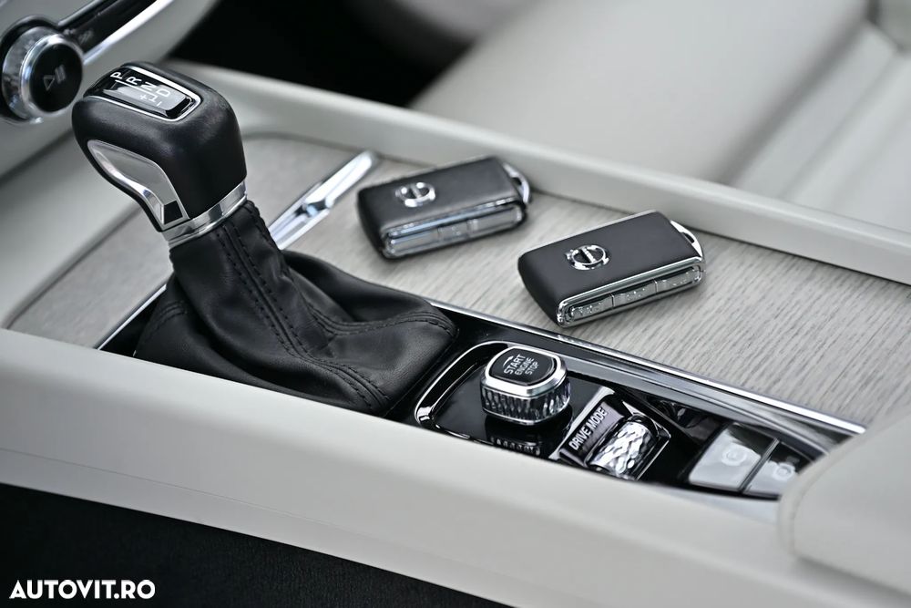 Volvo XC 60 T5 AWD Geartronic Inscription - 38