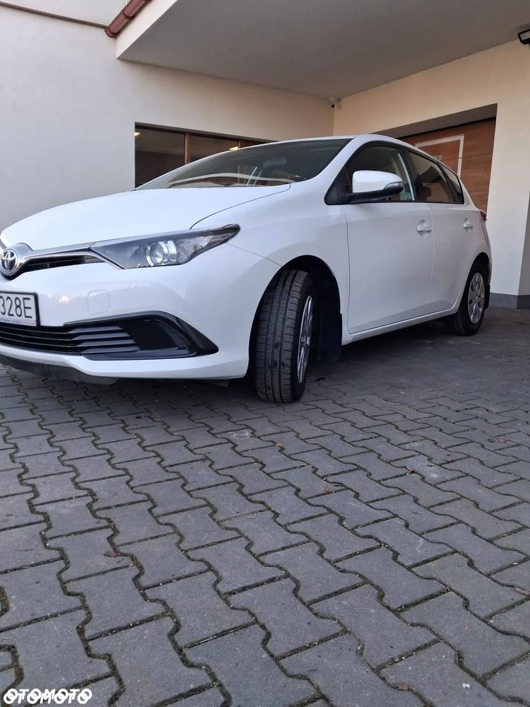 Toyota Auris 1.6 Active - 11