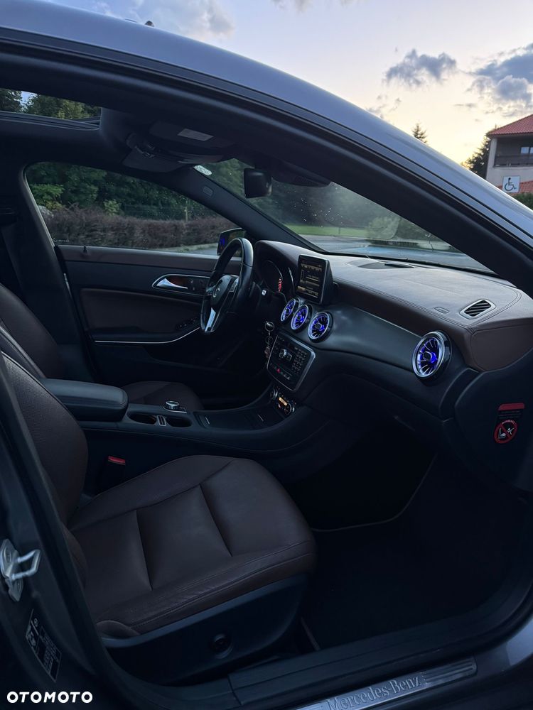 Mercedes-Benz CLA - 19