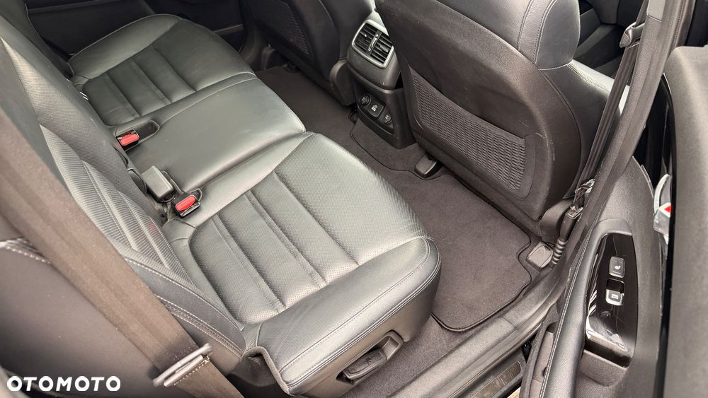 Kia Sorento - 9