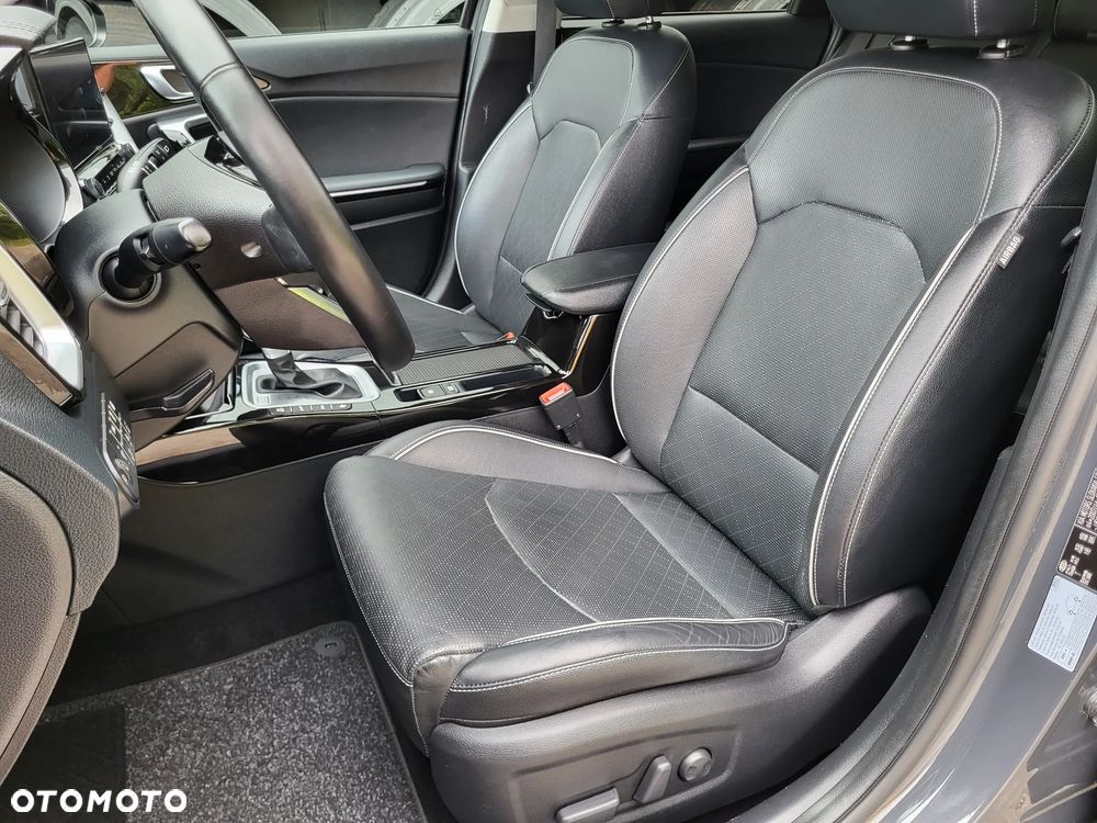 Kia Ceed 1.6 GDI PHEV XL DCT - 16