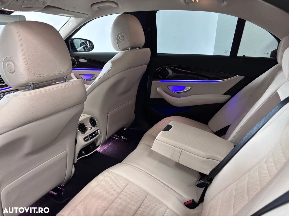 Mercedes-Benz E 300 de 4Matic 9G-TRONIC Avantgarde - 18