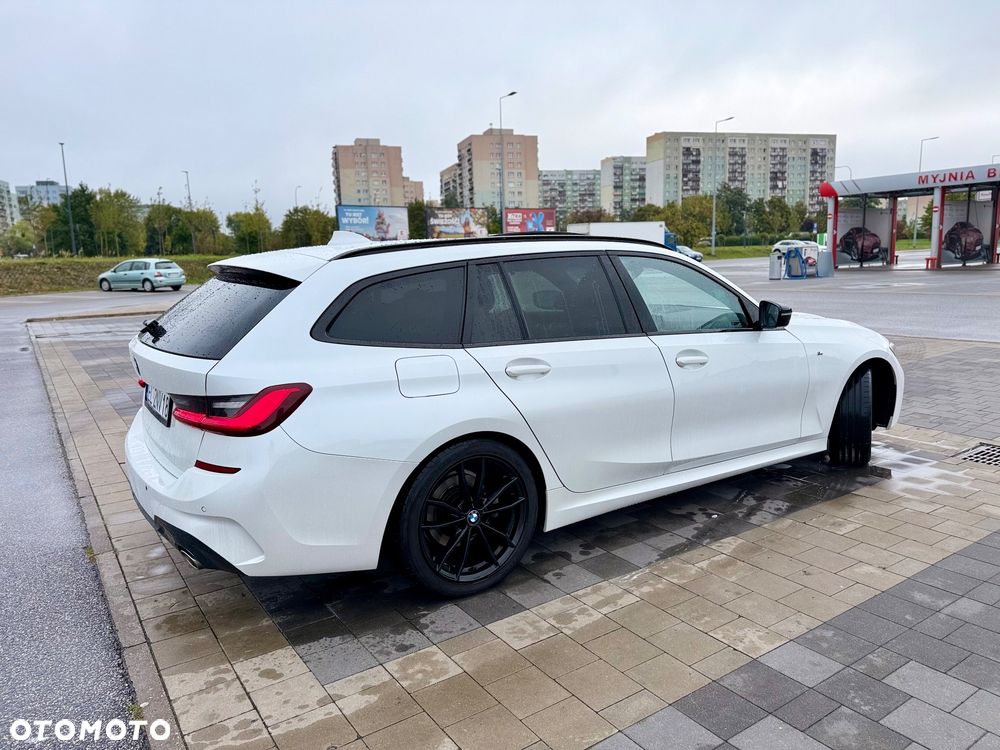 BMW Seria 3 318d MHEV M Sport - 4