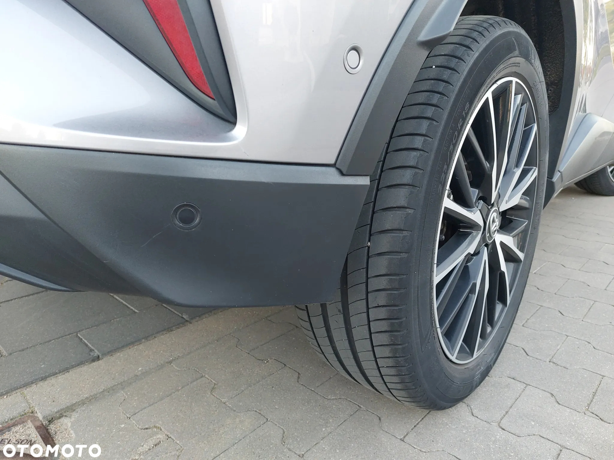 Toyota C-HR 1.8 Hybrid Prestige - 25
