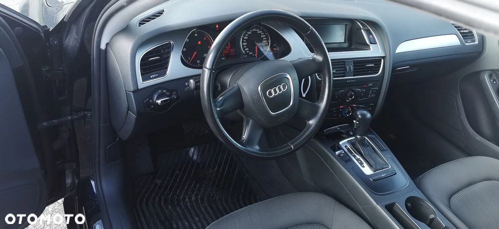 Audi A4 Avant 2.0 TDI Multitronic - 12