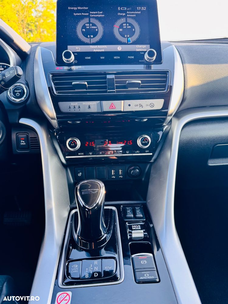 Mitsubishi Eclipse-Cross Plug-In Hybrid 4WD Plus Select - 35