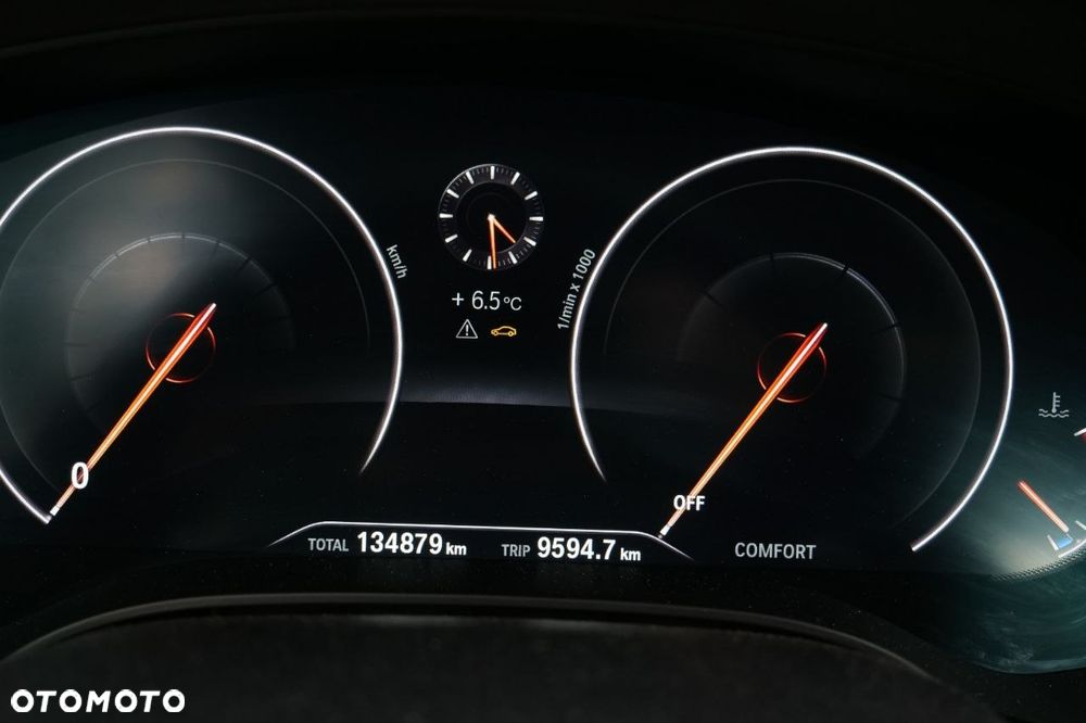 BMW Seria 5 518d Sport Line - 5