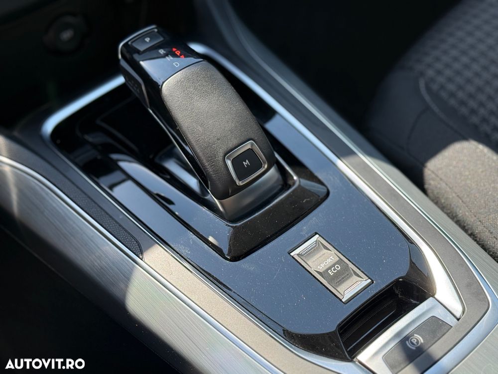 Peugeot 308 BlueHDi 130 EAT8 Business - 10