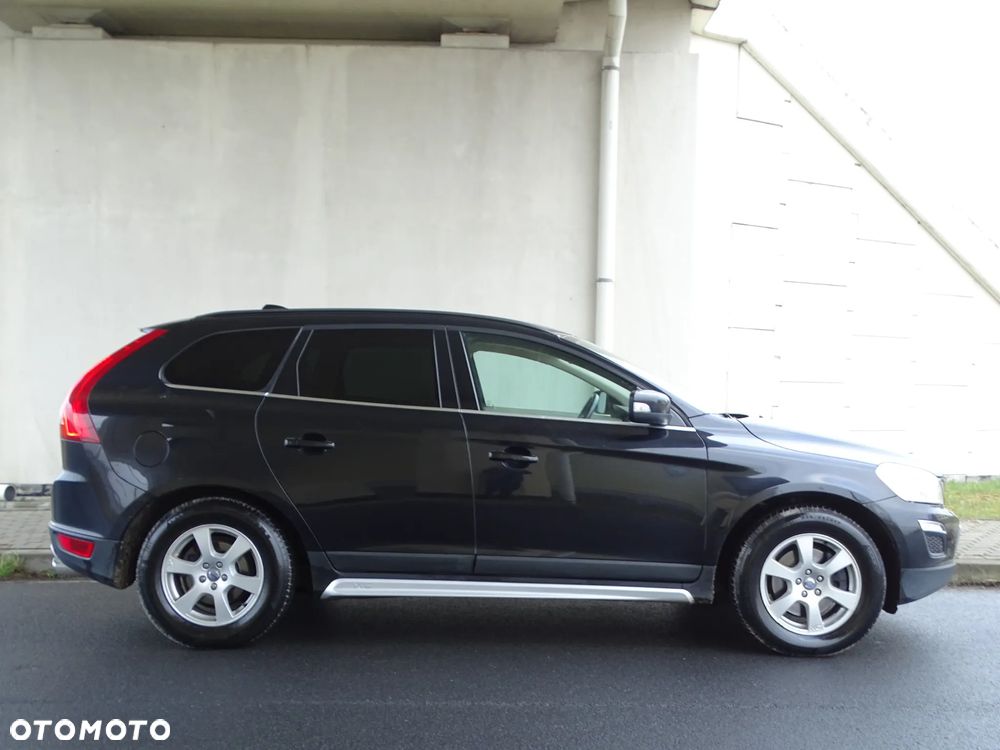 Volvo XC 60 D4 Momentum - 5