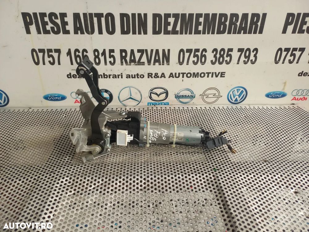 Motoras Modul Inchidere Soft Close Portbagaj Hayon Audi A8 4H D4 An 2010-2011-2012-2013-2014-2015-2016-2017 Dezmembrez Audi A8 4H D4 Volan Stanga 3.0 Tdi Quattro Motor CDT Cutie MXU - Dezmembrari Arad - 4