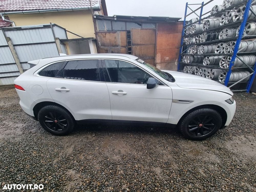 Dezmembrari dezmembrez EGR Jaguar F - Pace 2.0 D 2015 - 2020 204DTD - 4