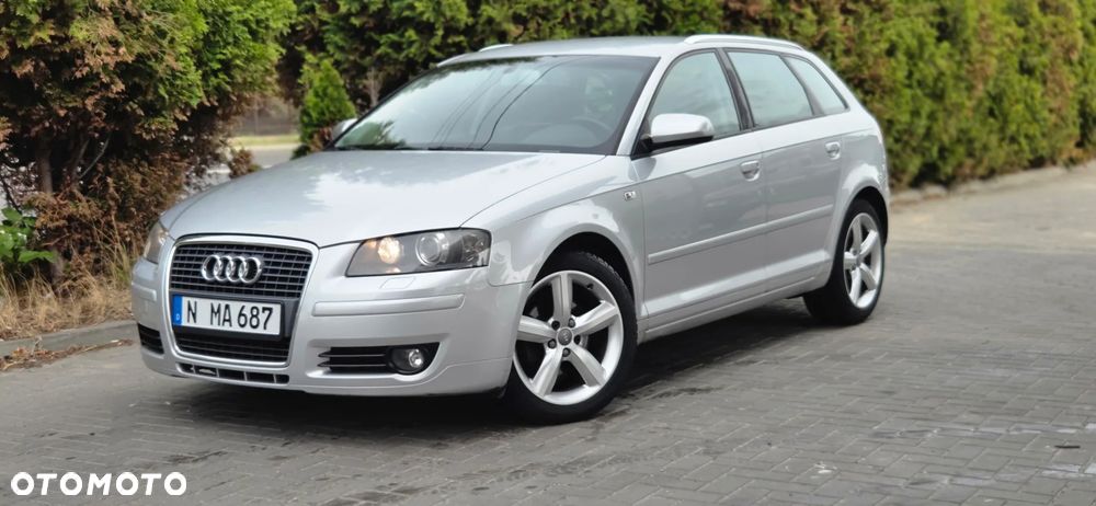 Audi A3 Sportback 1.8 TFSI Attraction S tronic - 4
