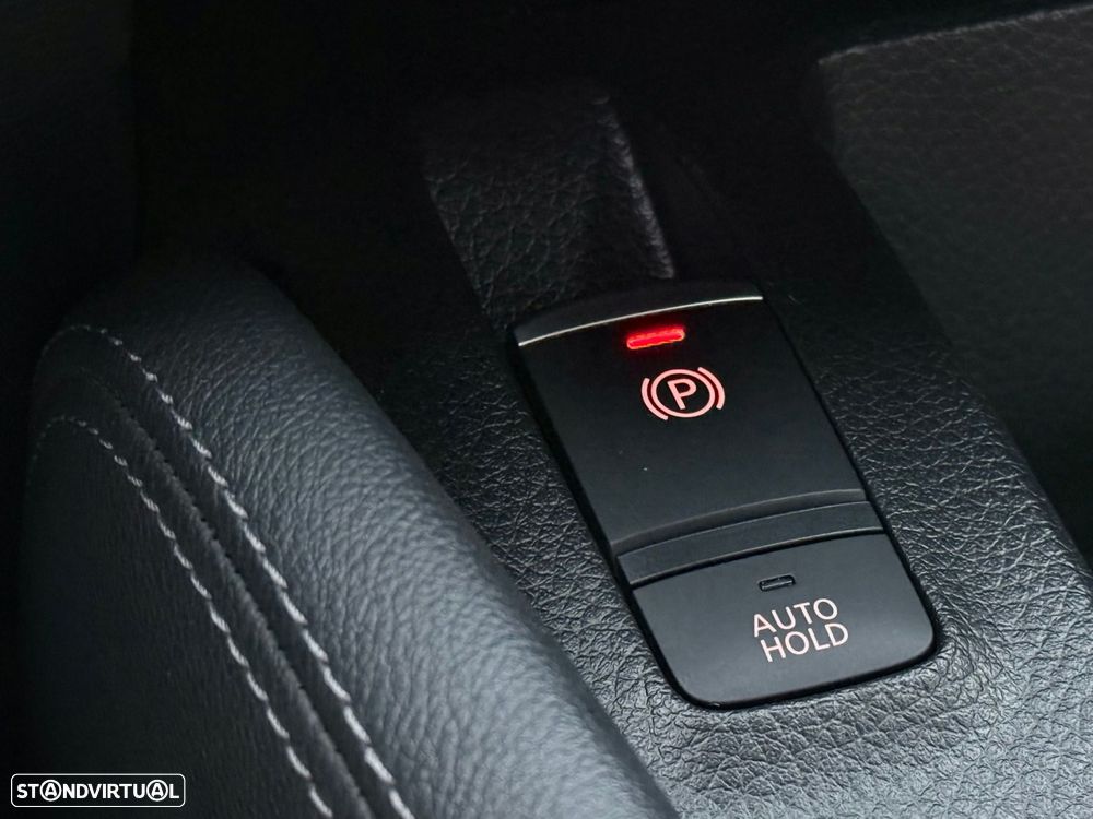 Nissan Qashqai 1.5 dCi N-Connecta J18 - 15