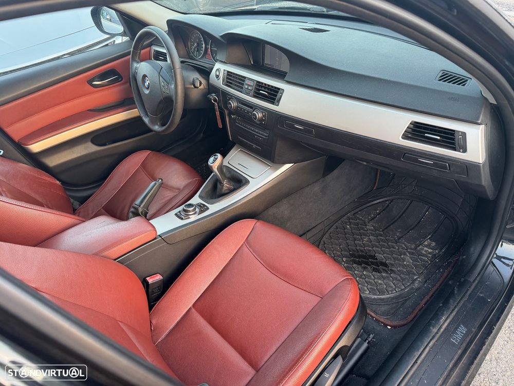 BMW 320 d DPF Edition Lifestyle - 32