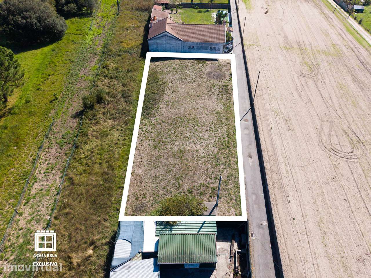 Terreno plano com 1120m2 com luz no Torrão do Lameiro – Ovar - Grande imagem: 4/22
