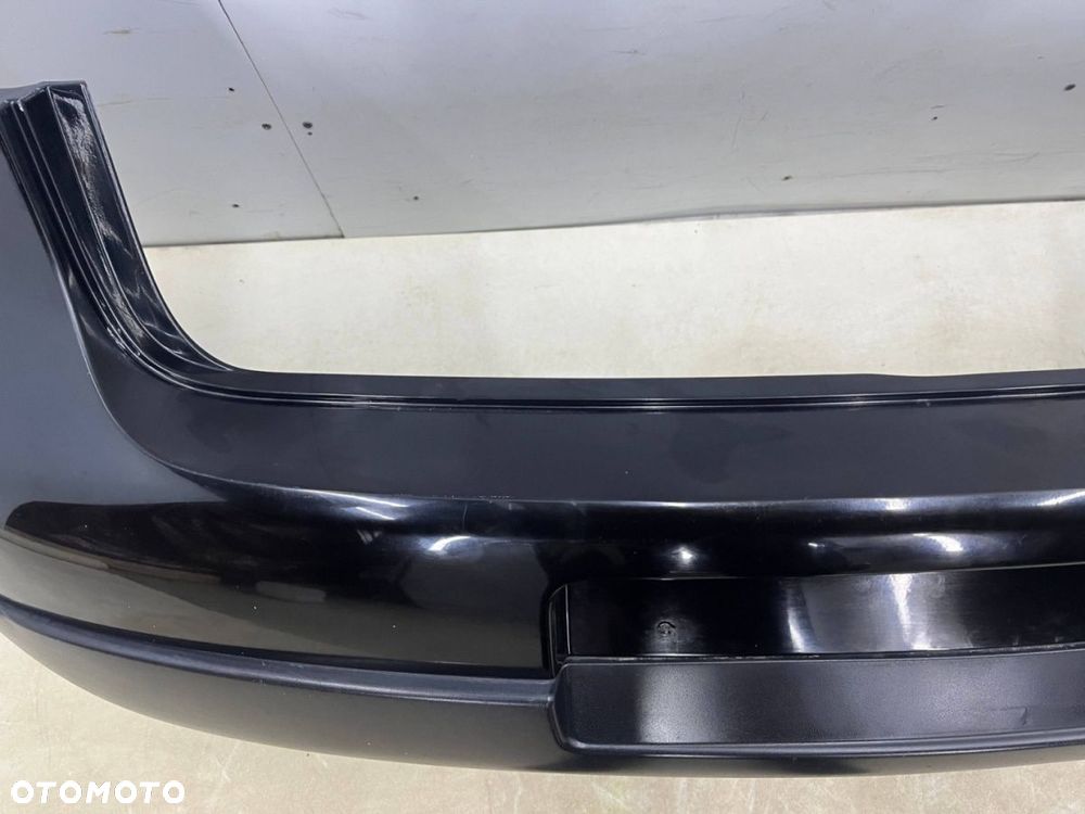 Zderzak tylny Vw Golf V 5 03-09r. tył czarny ślizgi - 6