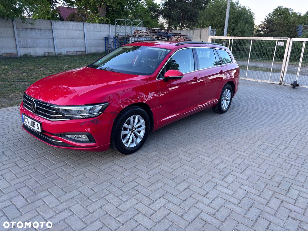 Volkswagen Passat Variant 2.0 TDI SCR DSG BlueMotion Comfortline - 5
