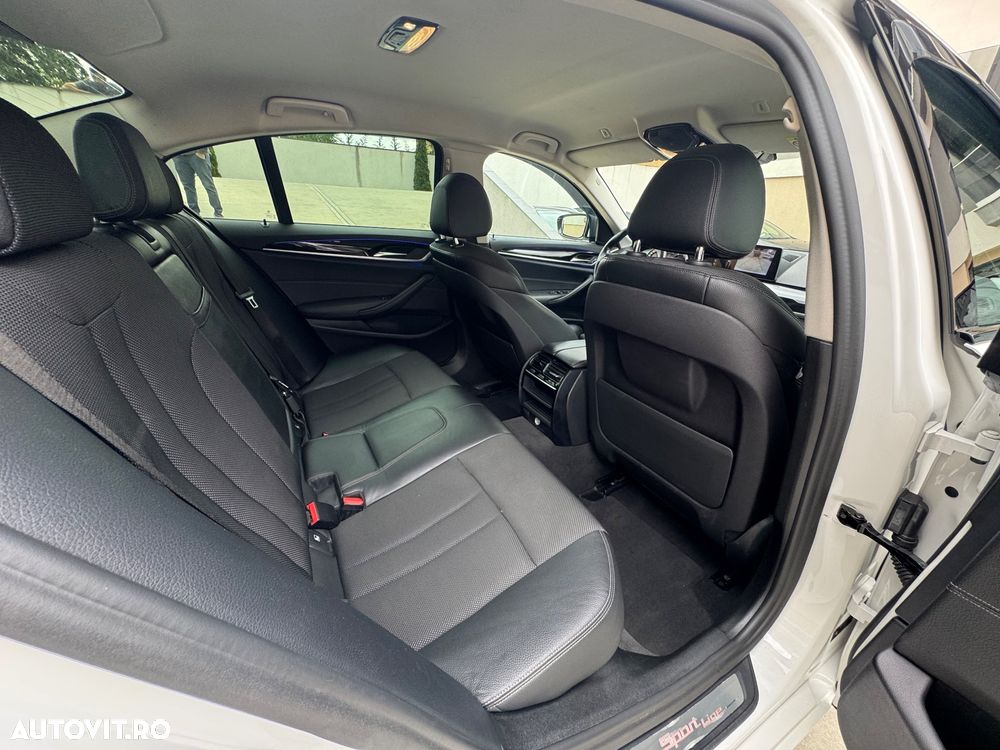 BMW Seria 5 520d EfficientDynamics Edition AT - 19