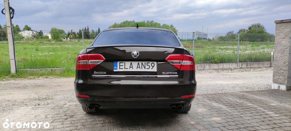 Skoda Superb 2.0 TSI Elegance DSG - 6