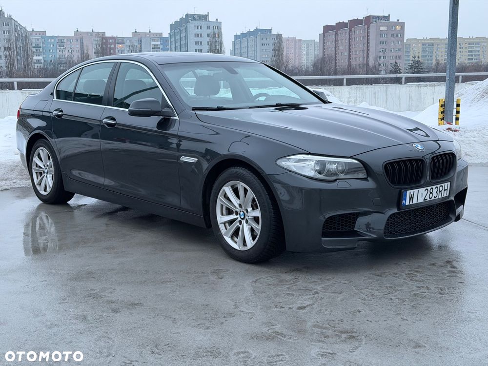 BMW Seria 5 528i xDrive - 4