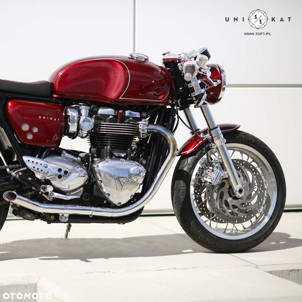 Triumph Thruxton - 13