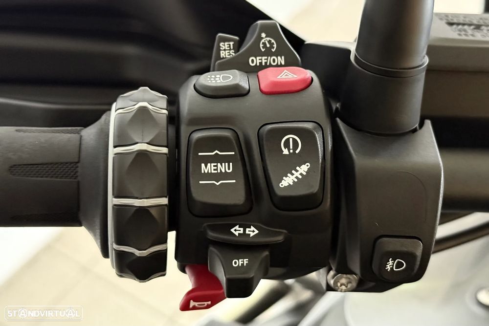 BMW R 1250 GS Adventure Triple Black - 6