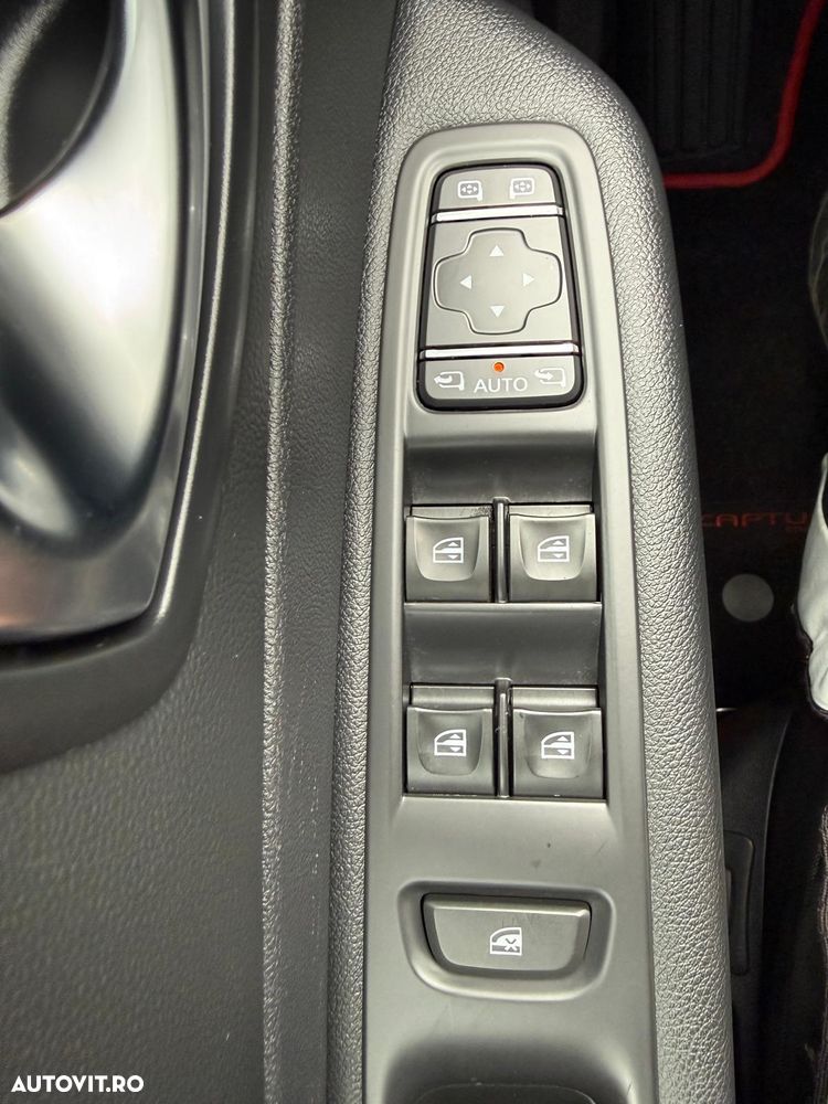 Renault Captur - 29