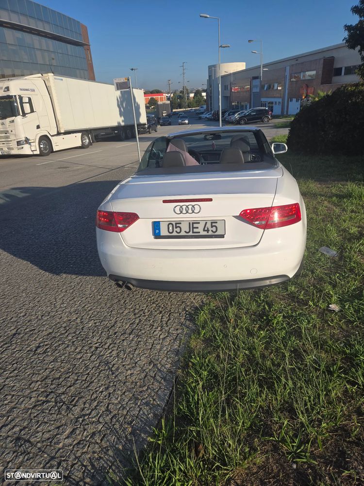 Audi A5 Cabrio 2.0 TDi S-line - 4