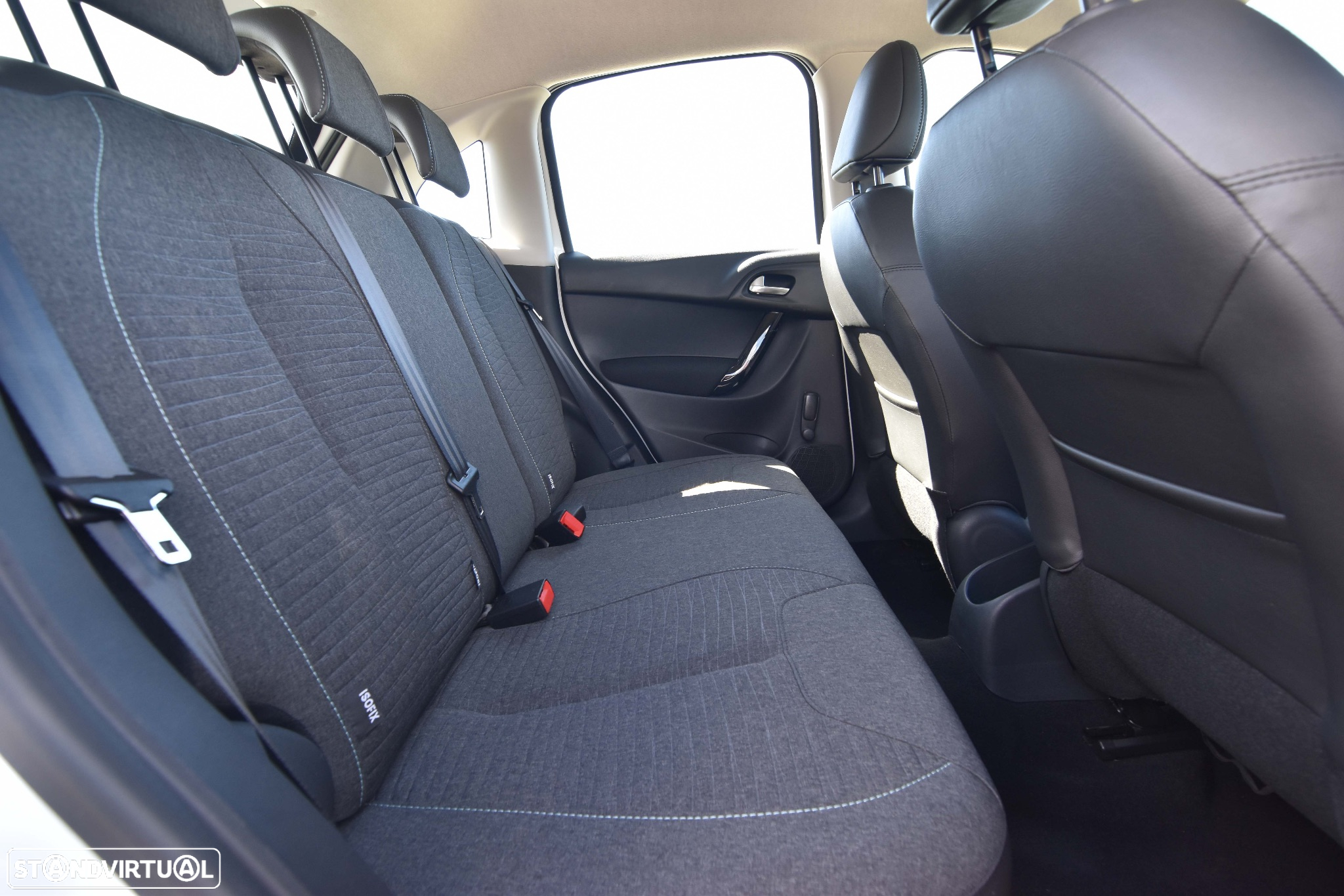 Citroën C3 1.0 PureTech Confort - 13