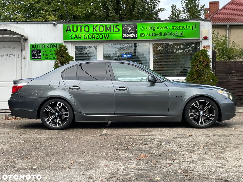 BMW Seria 5 525d - 11