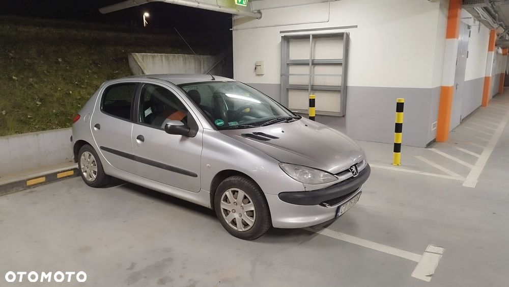 Peugeot 206 - 3