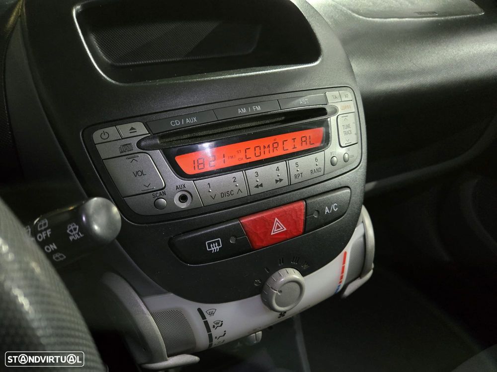 Peugeot 107 1.0 Urban - 15