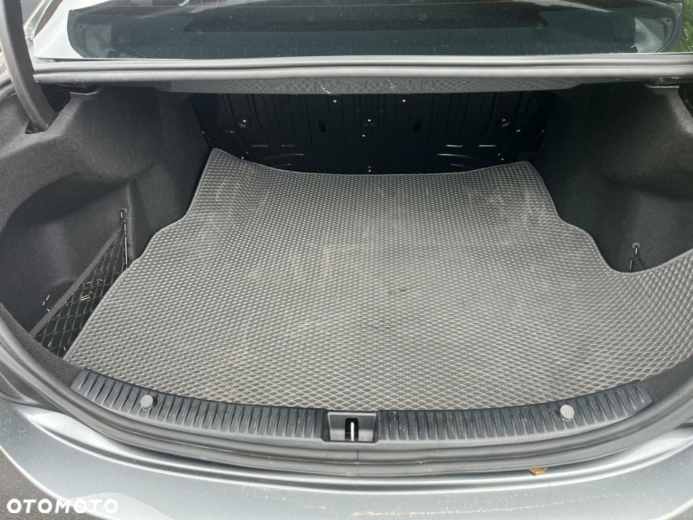 Mercedes-Benz Klasa C 220 d 9G-TRONIC - 14