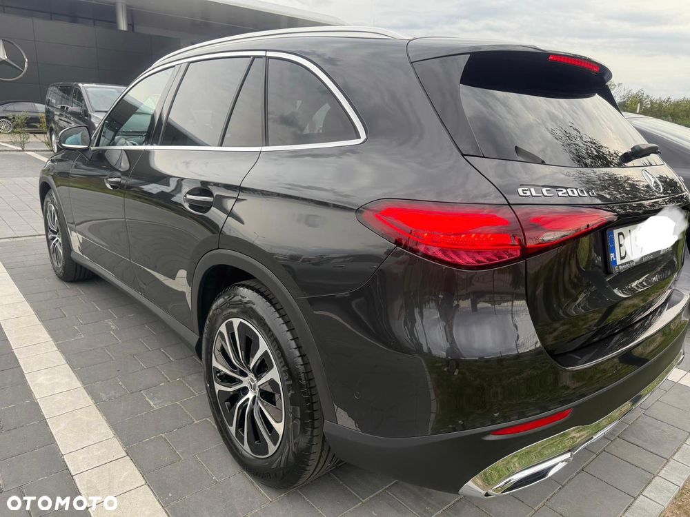 Mercedes-Benz GLC 200 d mHEV 4-Matic Avantgarde - 4
