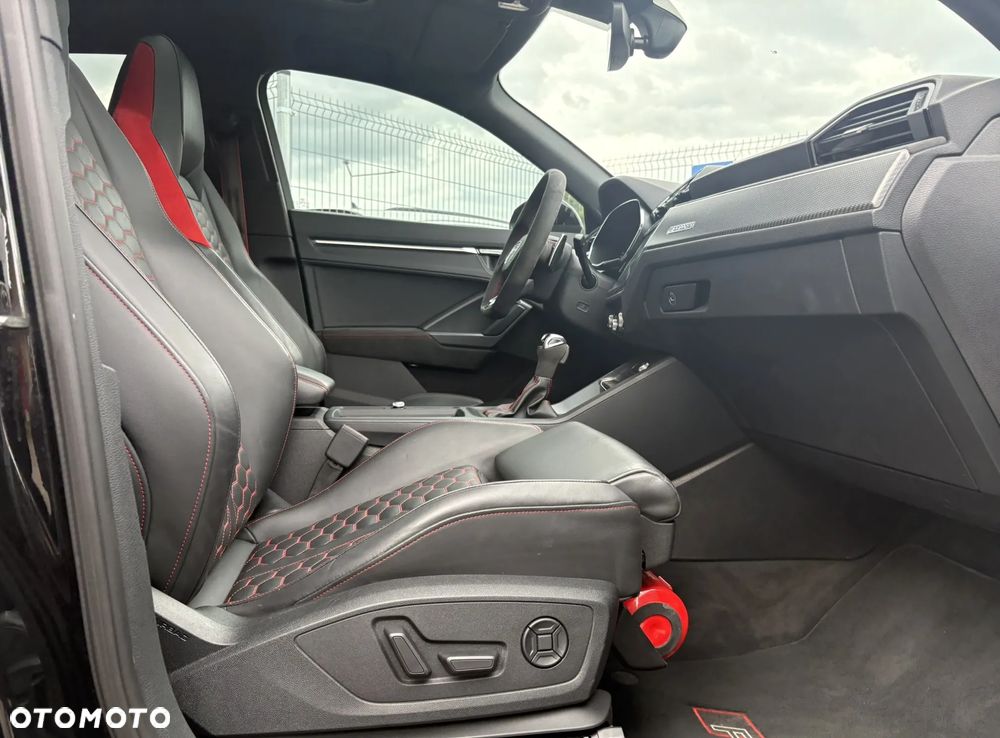 Audi RS Q3 2.5 TFSI quattro S tronic - 30