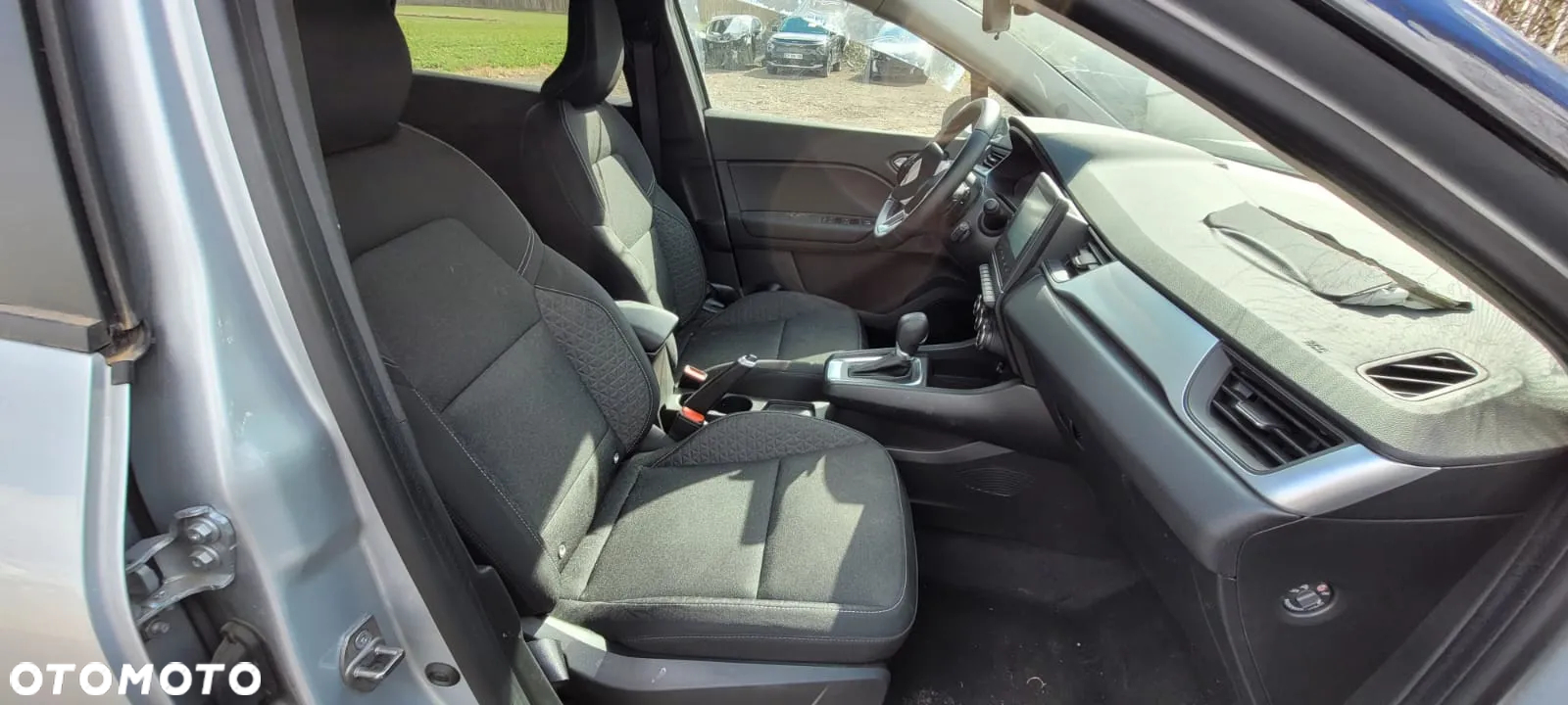 Renault Captur TCe Mild Hybrid 140 EDC GPF TECHNO - 16