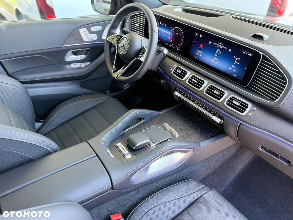 Mercedes-Benz GLE - 25